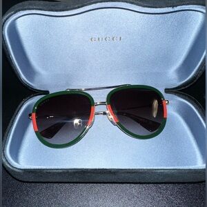 Gucci Aviator Sunglasses with Green and Red Trim